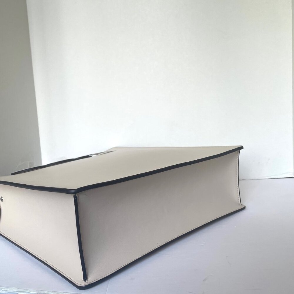 Coach Coachtopia Cloud Handle Tote Off White Leather Crossbody - Picture 5 of 9